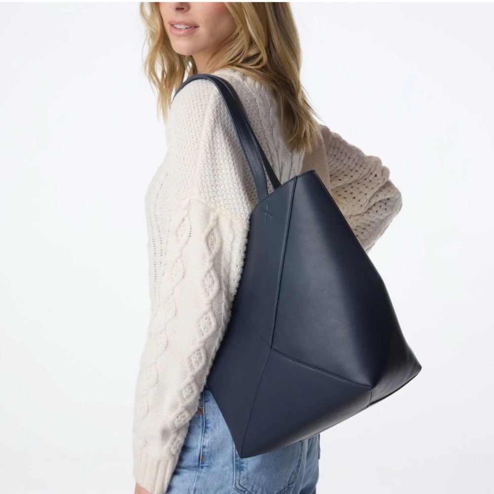 Walter Baker Blue Leather Shoulder Bag with Modern Design